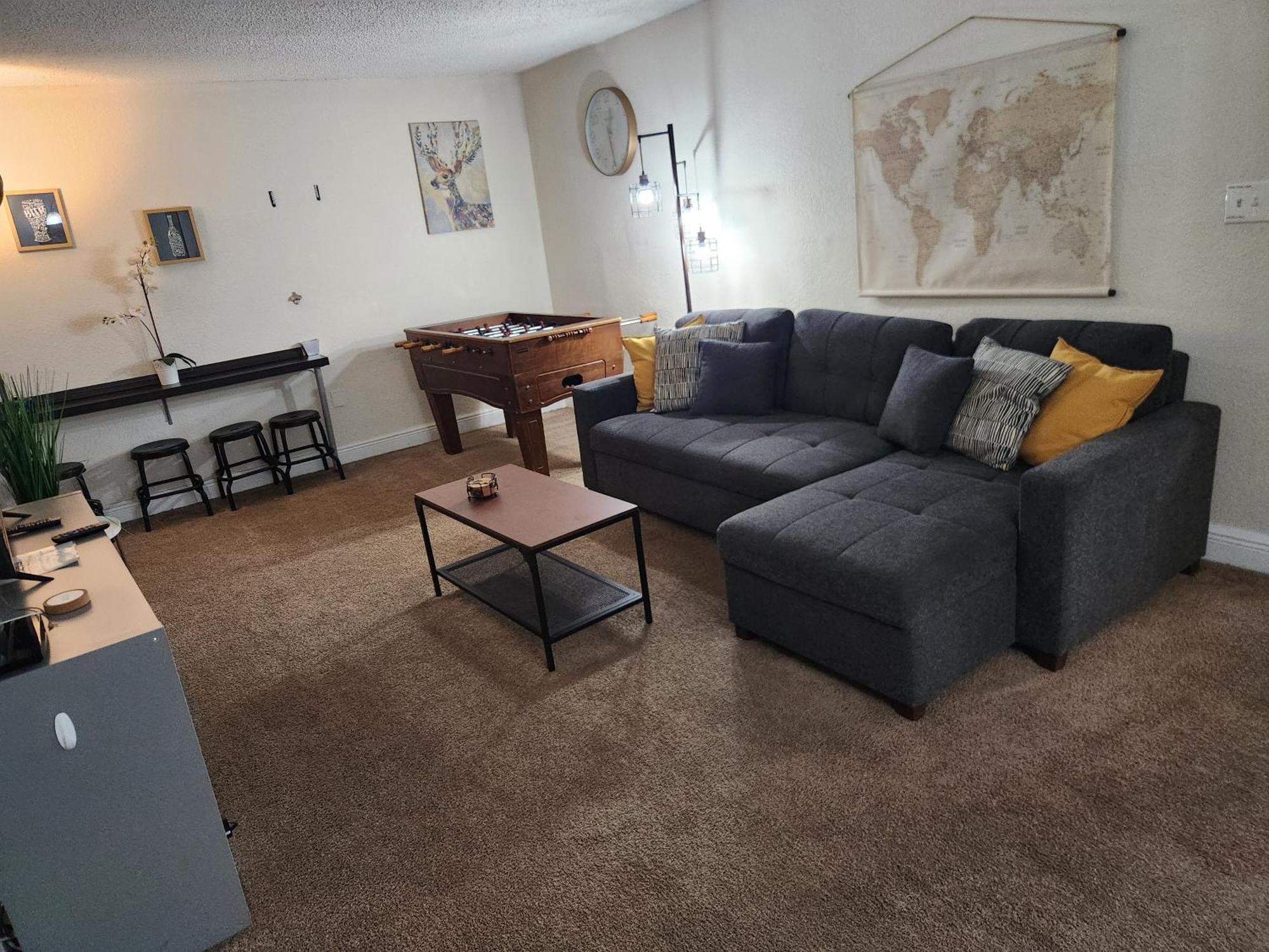 Centauri Vacation Rentals: Orlando 2-Bedroom Condo with Free Parking Exterior photo